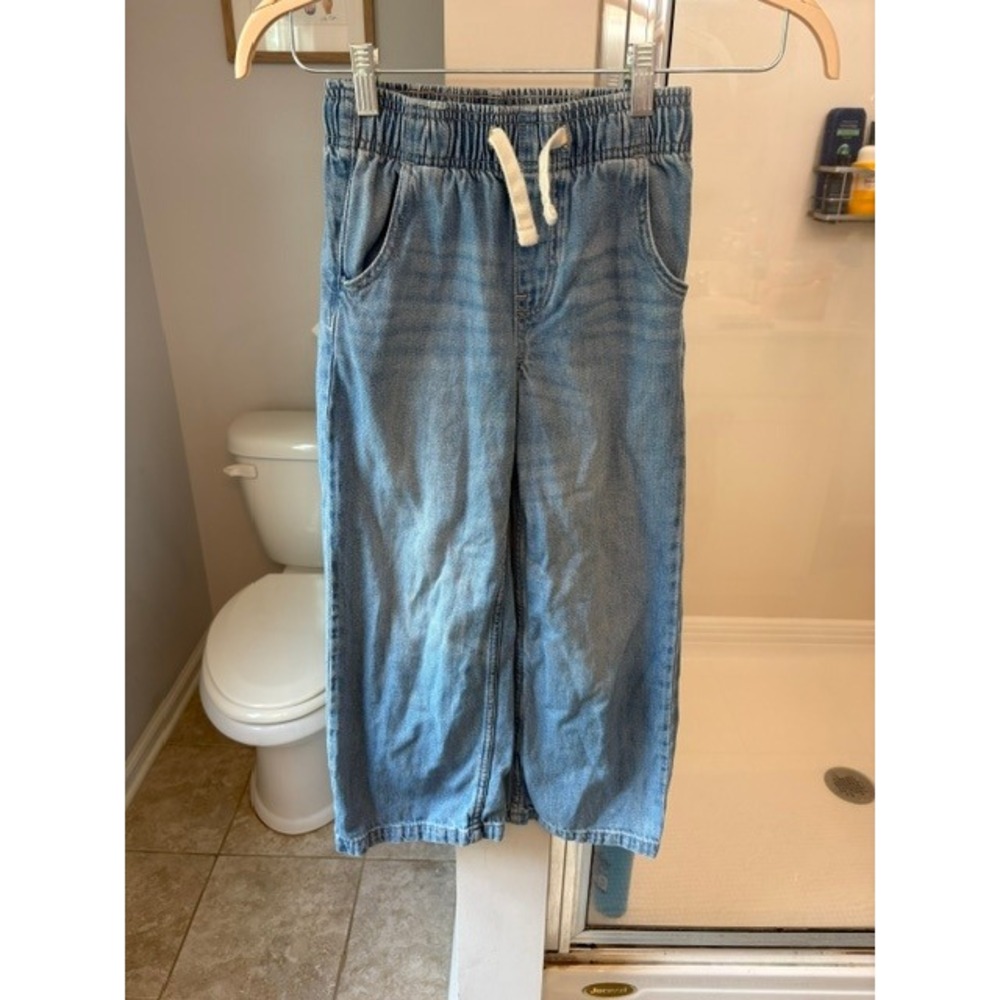 GAP Kids Easy Wide Leg Pull-On Jeans Elastic Waist Light‎ Wash Size M